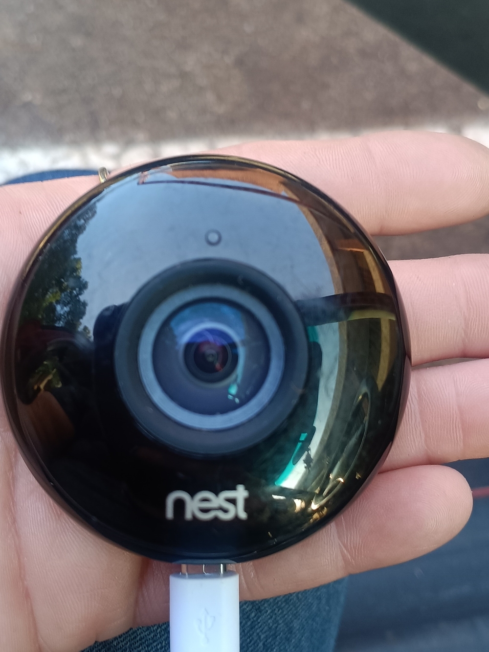 Nest Round Wi‑Fi Camera in Black